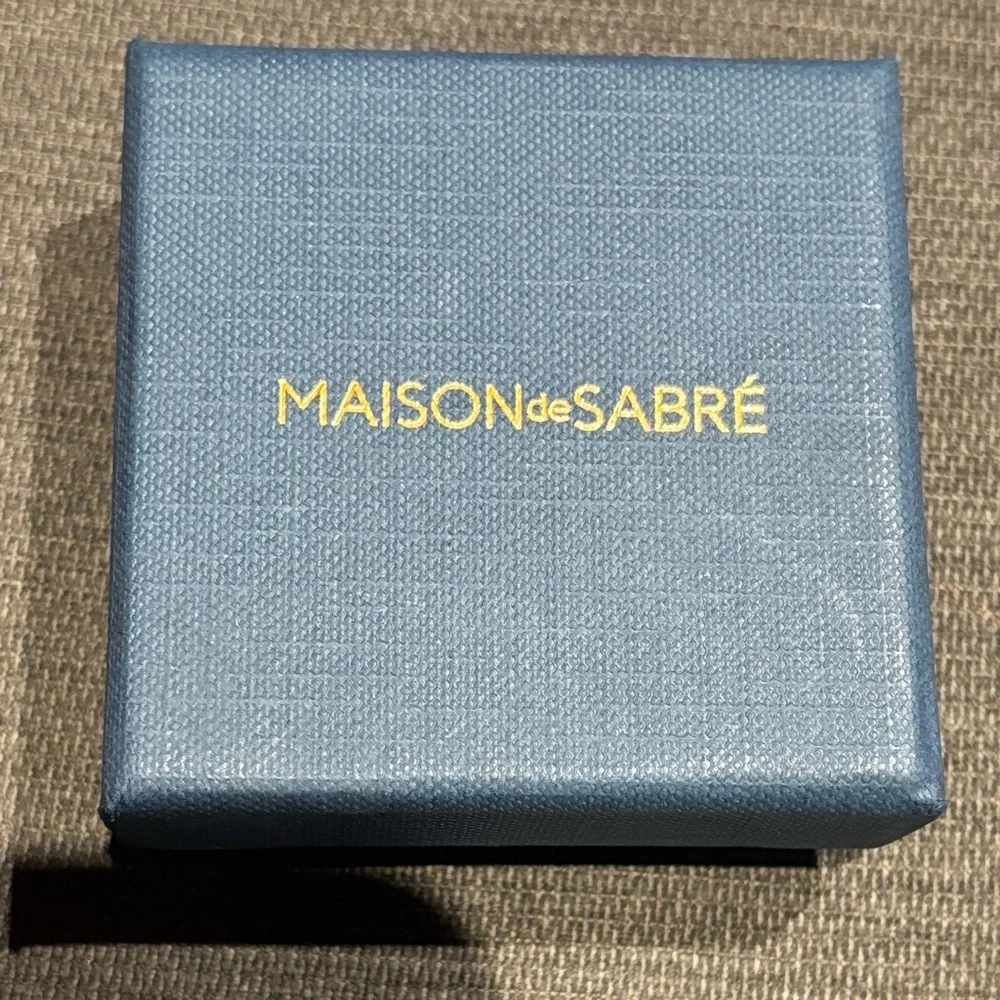 Maison De Sabre SABRÉMOJI™ Fruit Charm Orange Air Tag Holder 🍊 - Picture 5 of 5